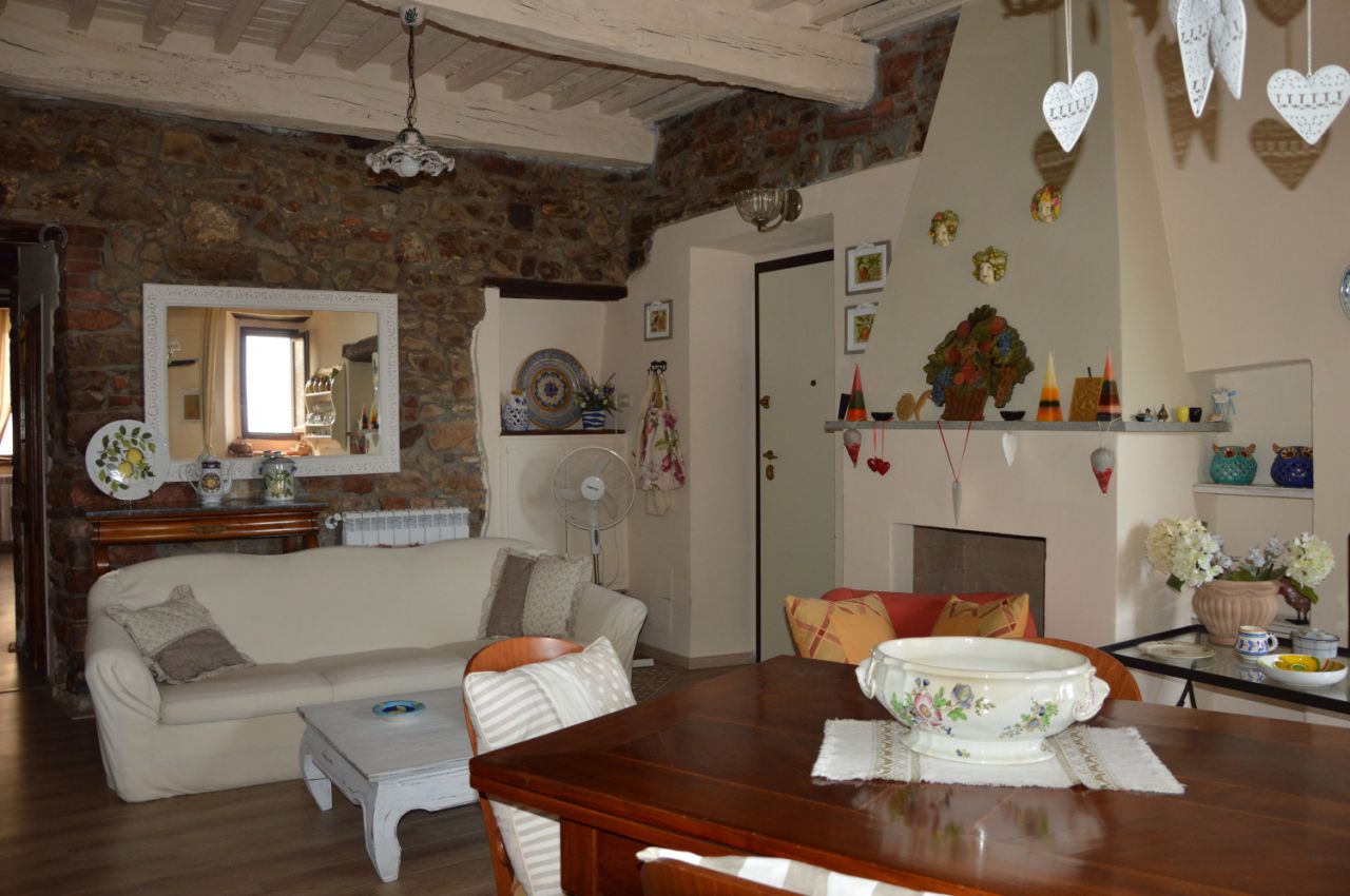 APPARTAMENTO - VENDITA - GAVORRANO - CALDANA APPARTAMENTO - VENDITA - GAVORRANO - CALDANA