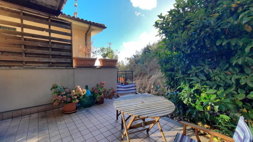 DETACHED APARTMENT - SALE - CAMPAGNATICO - MONTORSAIO DETACHED APARTMENT - SALE - CAMPAGNATICO - MONTORSAIO